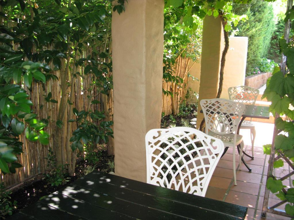 Casablanca Bed And Breakfast Stellenbosch Buitenkant foto