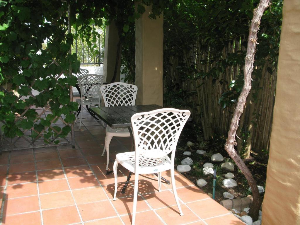 Casablanca Bed And Breakfast Stellenbosch Buitenkant foto